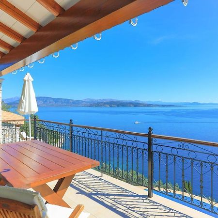 Вілла House On The Rocks Katavolos Екстер'єр фото