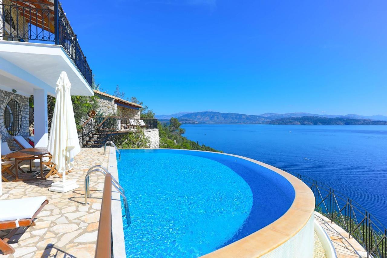 Вілла House On The Rocks Katavolos Екстер'єр фото
