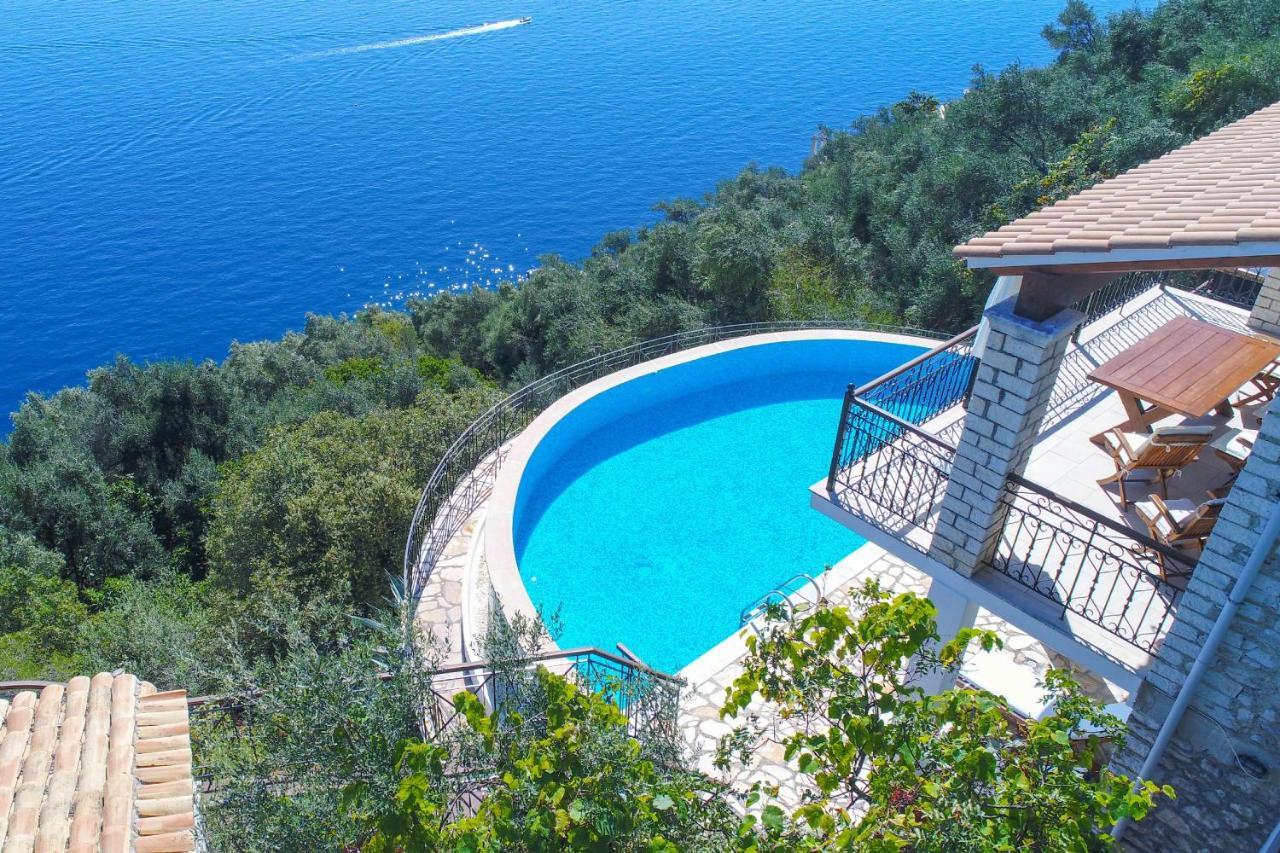 Вілла House On The Rocks Katavolos Екстер'єр фото