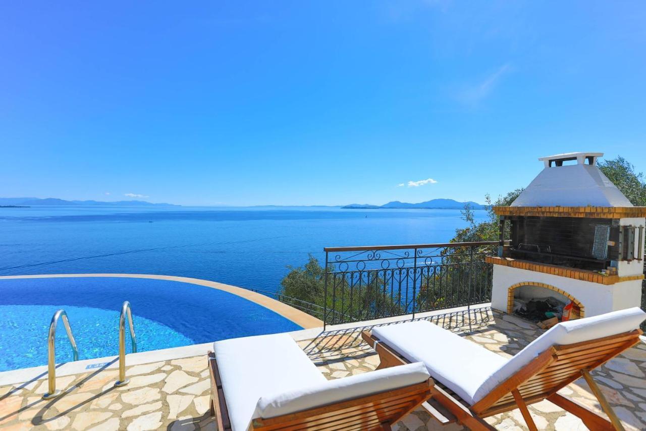 Вілла House On The Rocks Katavolos Екстер'єр фото