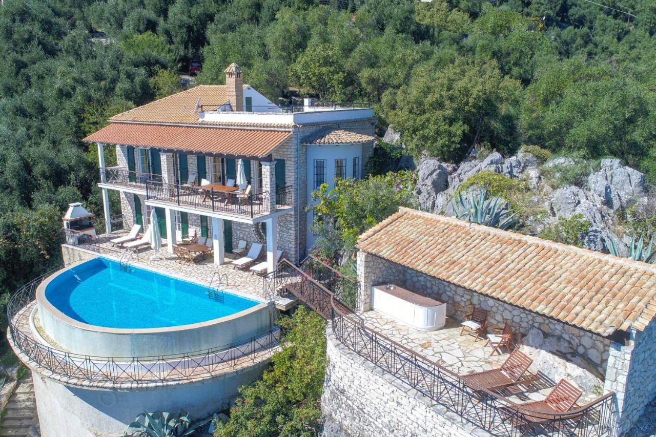 Вілла House On The Rocks Katavolos Екстер'єр фото