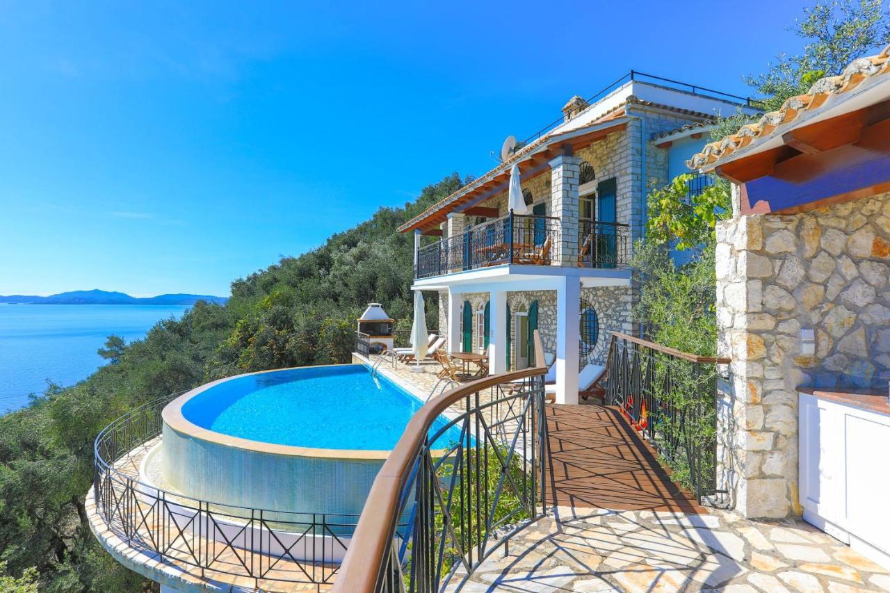 Вілла House On The Rocks Katavolos Екстер'єр фото