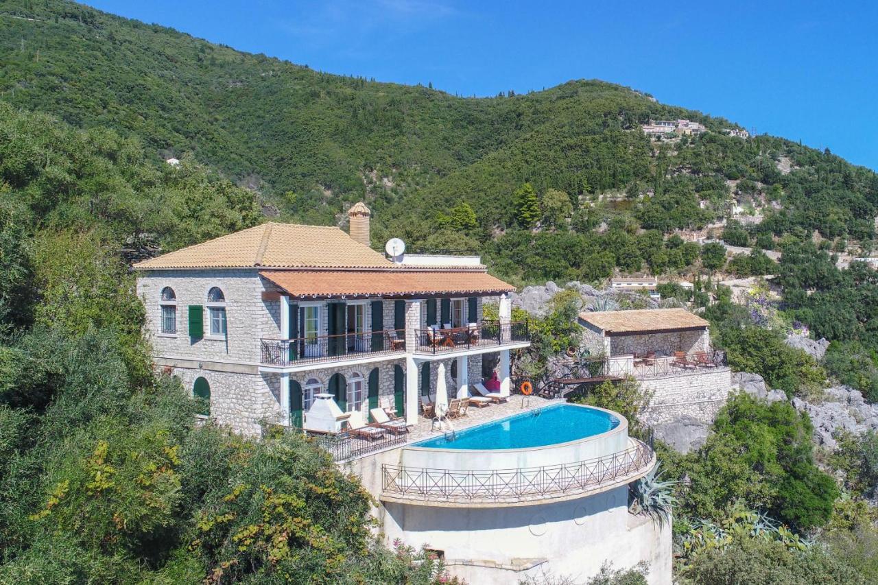 Вілла House On The Rocks Katavolos Екстер'єр фото