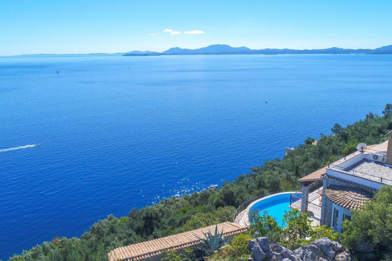 Вілла House On The Rocks Katavolos Екстер'єр фото