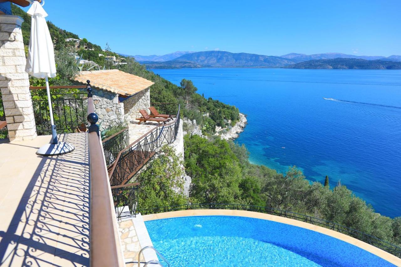 Вілла House On The Rocks Katavolos Екстер'єр фото