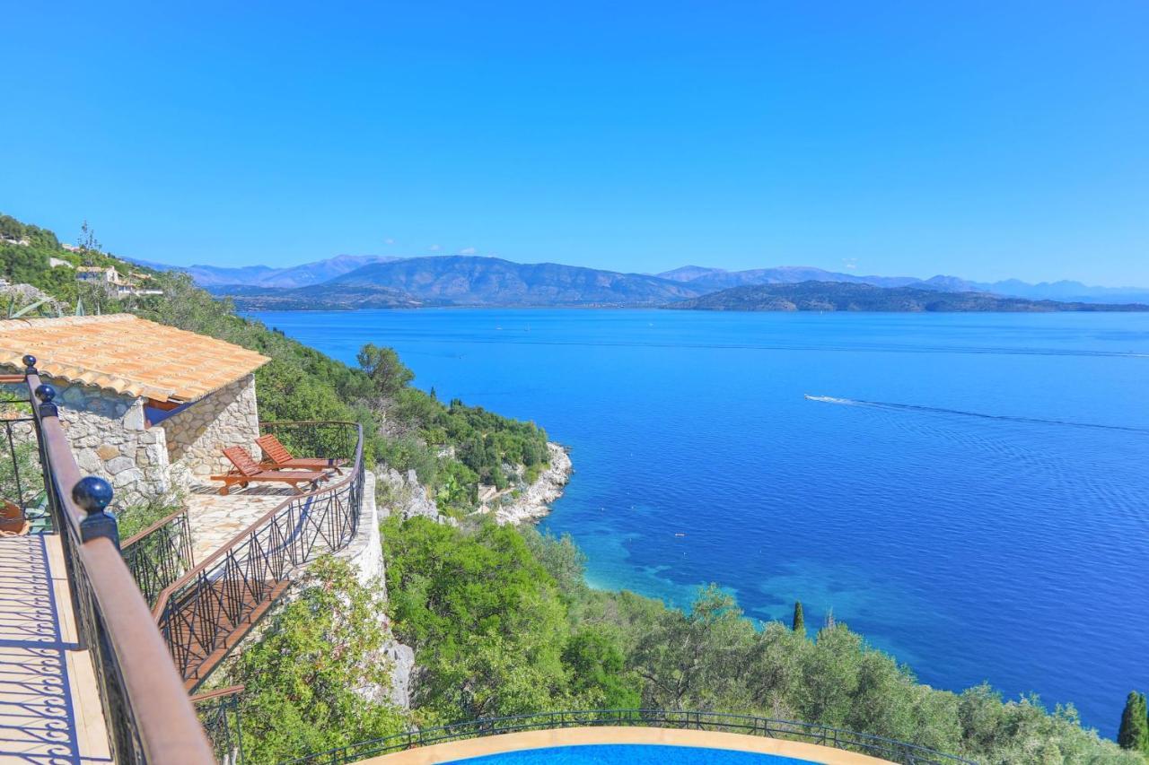 Вілла House On The Rocks Katavolos Екстер'єр фото